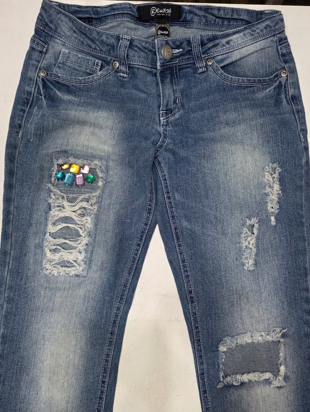 Rewash Y2K Style Jeweled Skinny Jeans Size 3 Distressed Bedazzled Gemstone